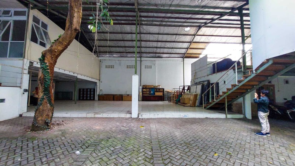 Ruang Usaha dekat XT Square - Kodya Yogyakarta