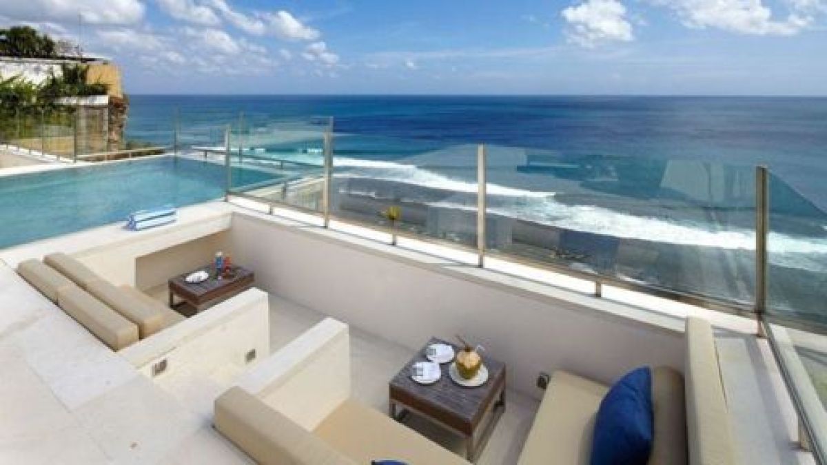 Dijual Luxury Cliff Front Ocean View di Kuta Selatan Bali