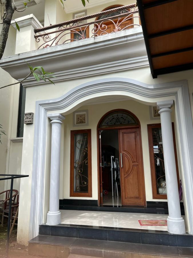 Dijual Cepat Rumah Murah Luas 225 m² 2Lt di Gatot Subroto, Denpasar
