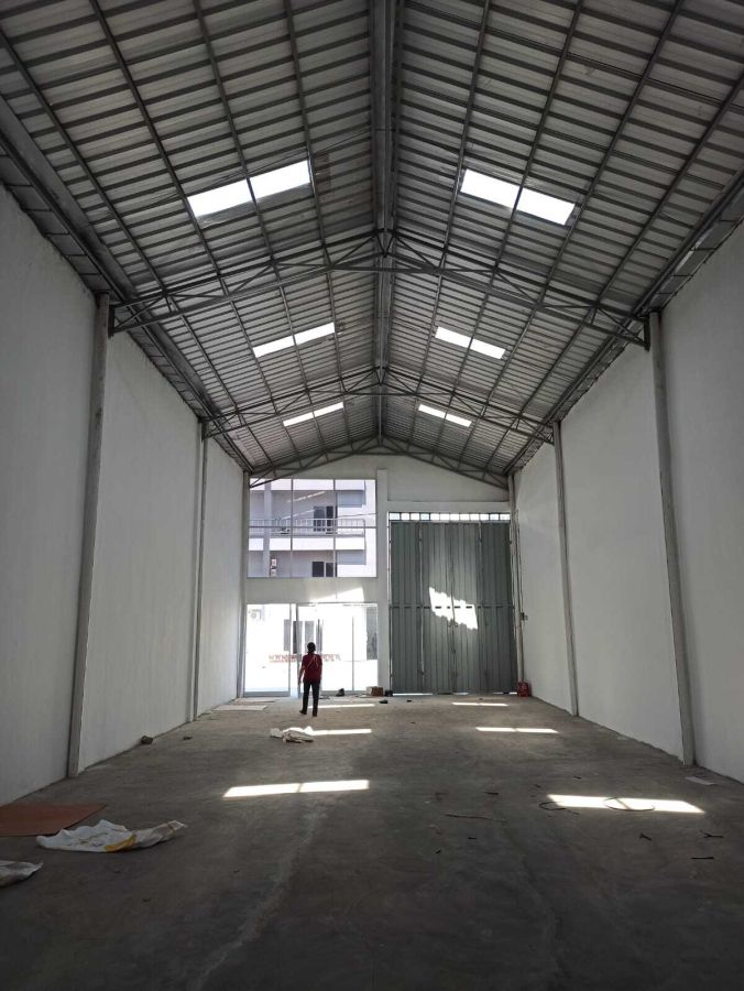 Gudang Murah Baru Rapi di Jl. Tanjung Pura kalideres Siap Pakai Luas 300 m2