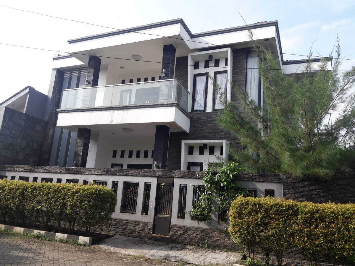 Rumah di Griya Pamulang Estate Luas 223m