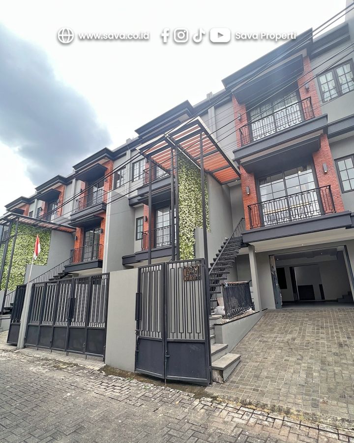 Dijual Rumah Baru di Cilandak Jakarta Selatan Konsep Eropa