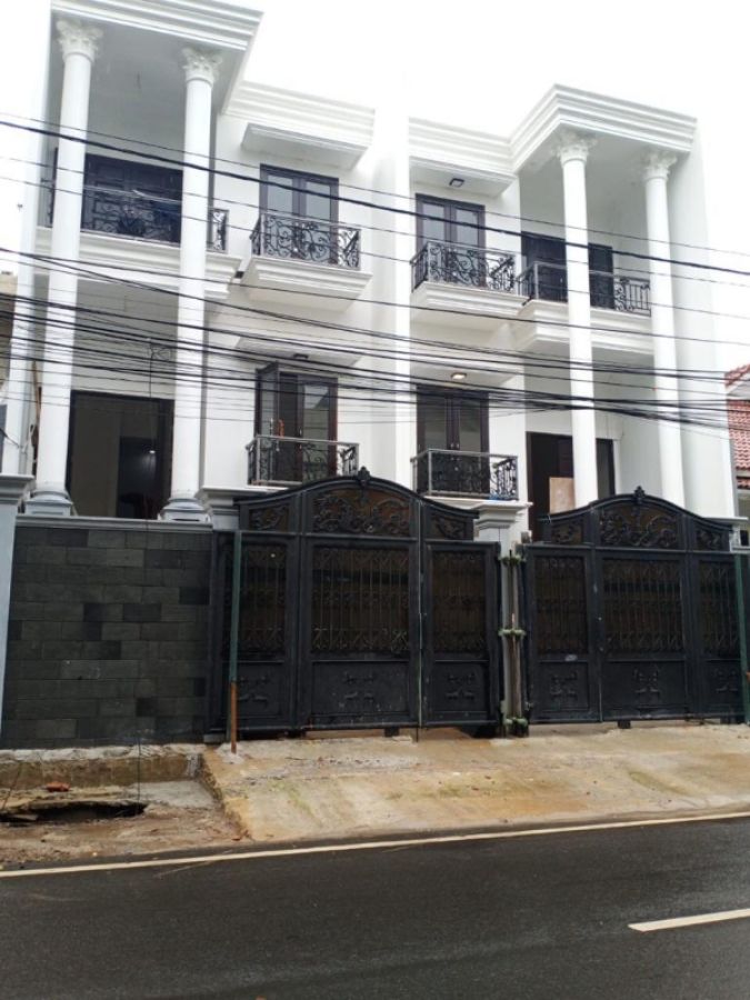 Dijual Rumah Baru Turun Di Cempaka Putih Jakarta Pusat