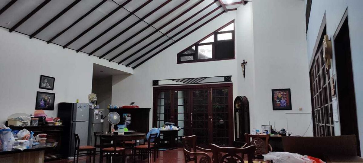 Rumah Cantik - Sangat Siaap Pakai di Margorejo Indah Surabaya JATIM