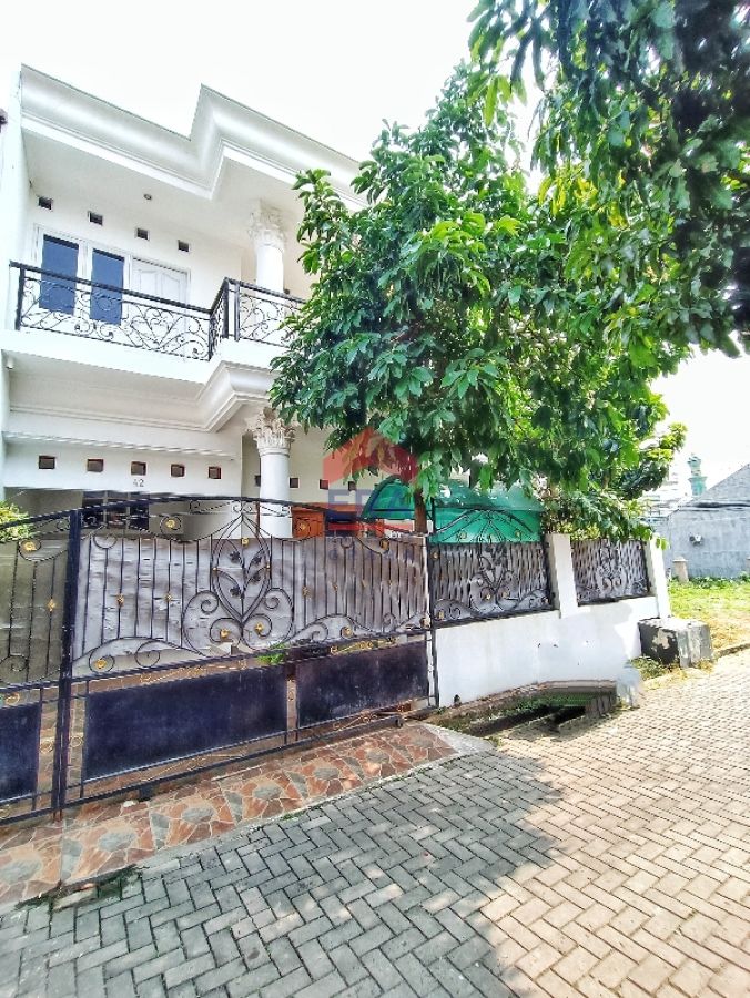Dijual Rumah 2 lantai Dekat dari TB Simatupang
