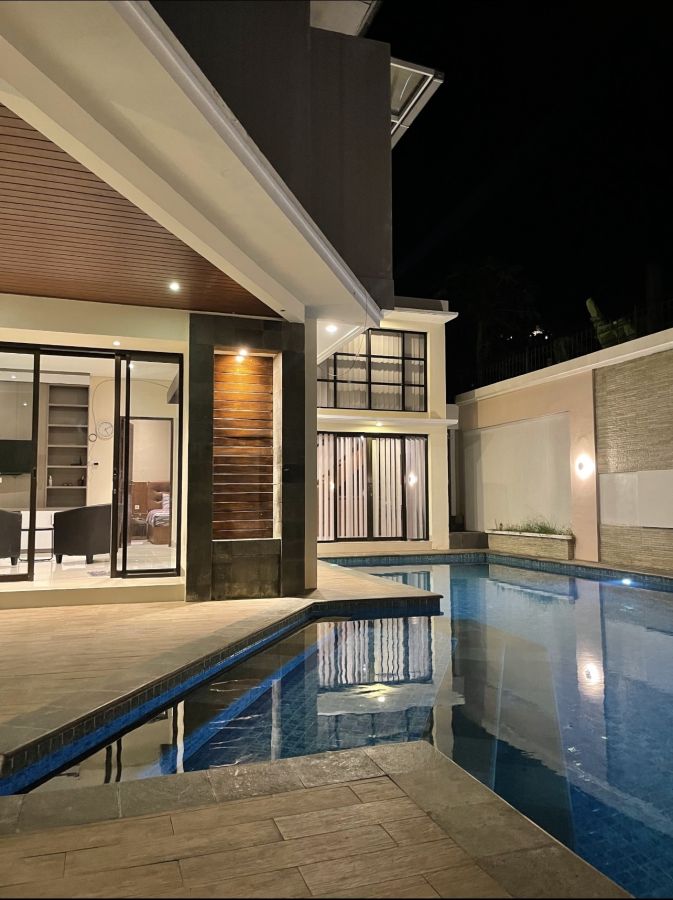 Blue Breeze Villa, Batu Layar (3BR + outdoor kitchen + swimming pool)
