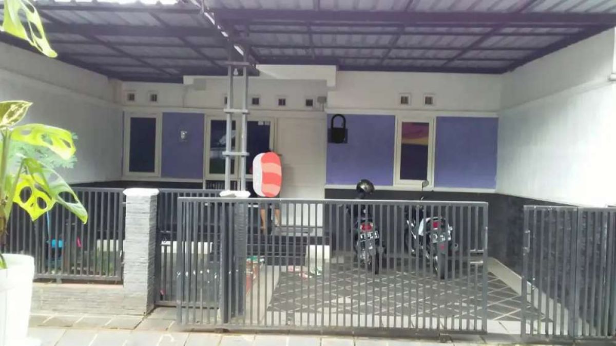 Rumah 2 lantai perum Purwakencana dekat kampus UIN, Unsoed Purwokerto