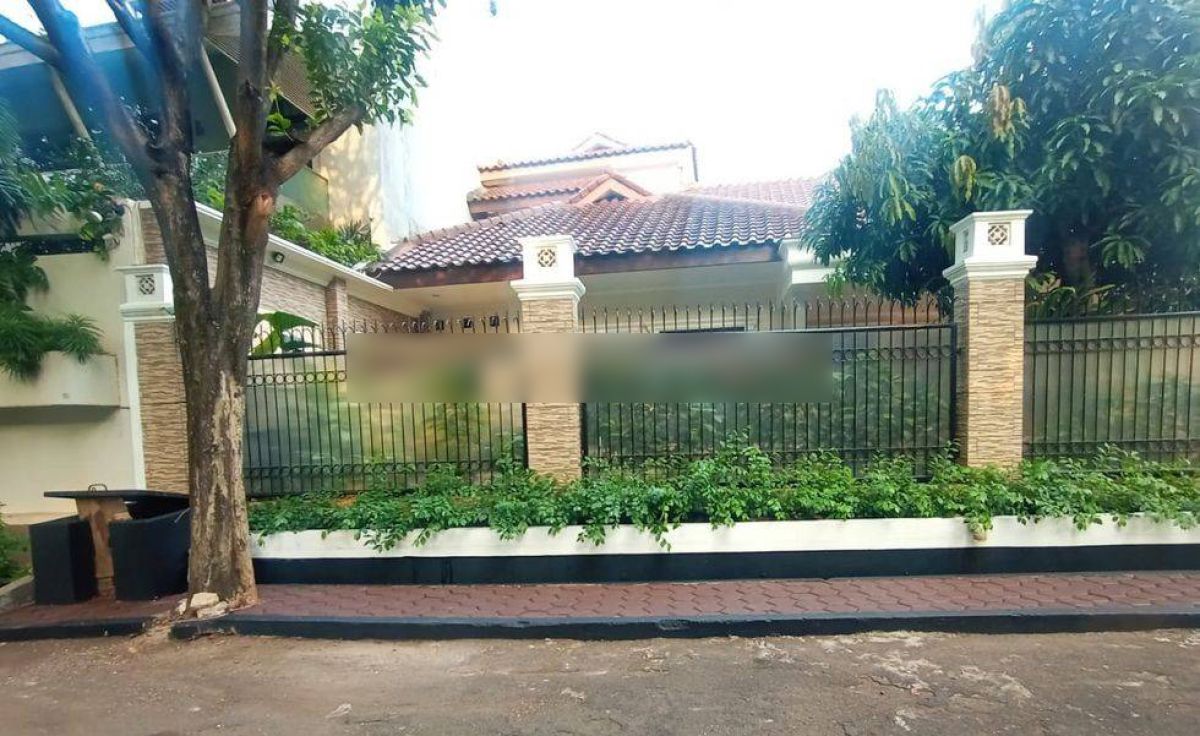 Rumah siap Huni hanya bawa Koper dekat Senayan, SCBD, Gandaria Jl. Cibeber Kebayoran Baru Jakarta Selatan