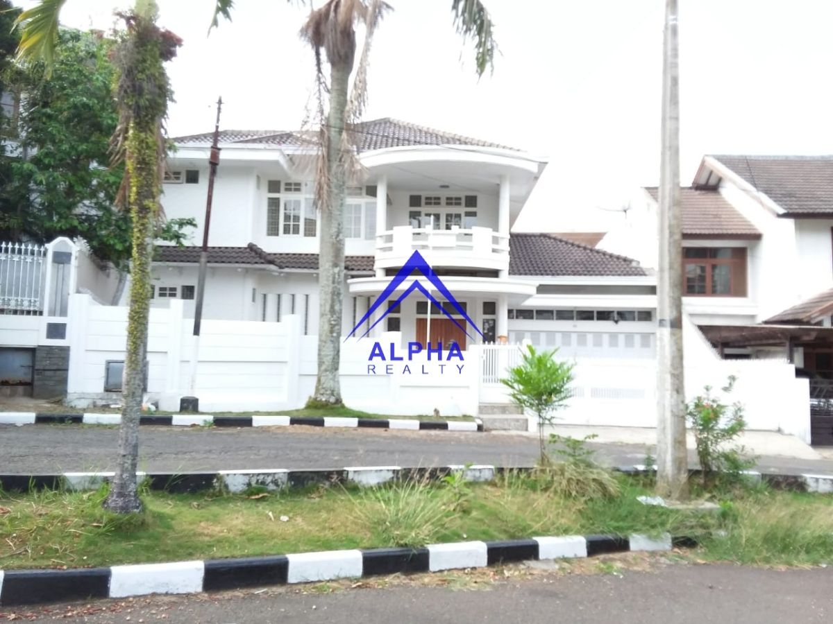 Disewakan Rumah Fully Furnished di Setra Sari Bandung Kota