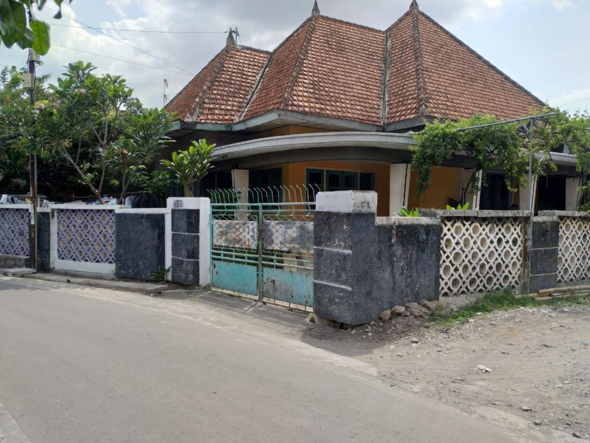 Rumah Klasik Tengah Kota Baron Laweyan Surakarta (ER/AT)