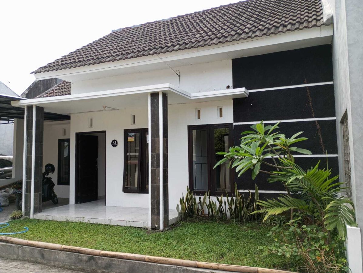 Rumah Siap Huni Area Jalan Palagan Km 7 Timur Hotel Hyatt Yogyakarta