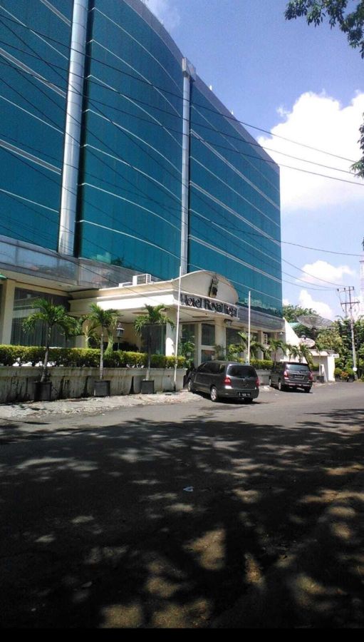 Dijual Hotel Surabaya Pusat Kota - 90 K.Tidur - Luas 1566 m2
