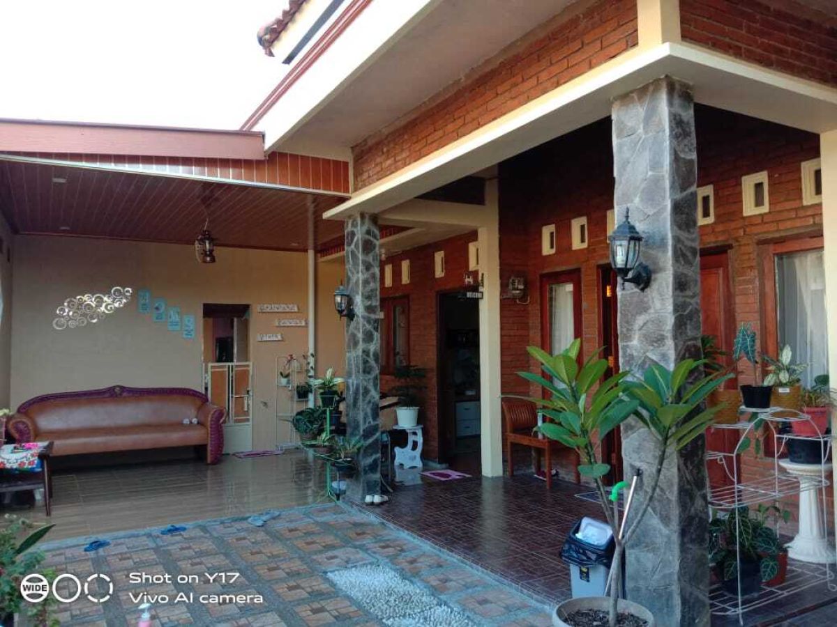 Rumah Bagus Full Bangunan di Banyumanik Semarang Atas