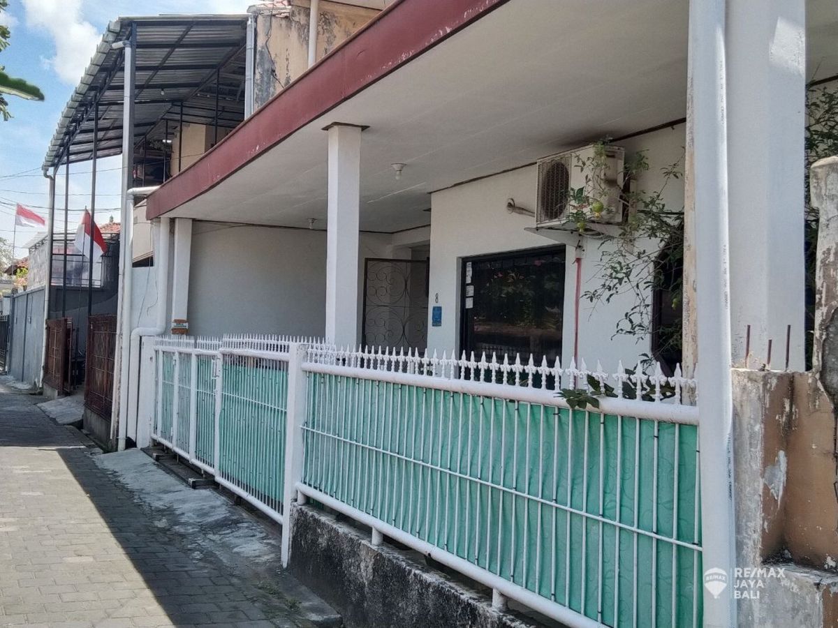 Rumah 2lantai dijual cepat area Dauh puri, Denpasar Barat