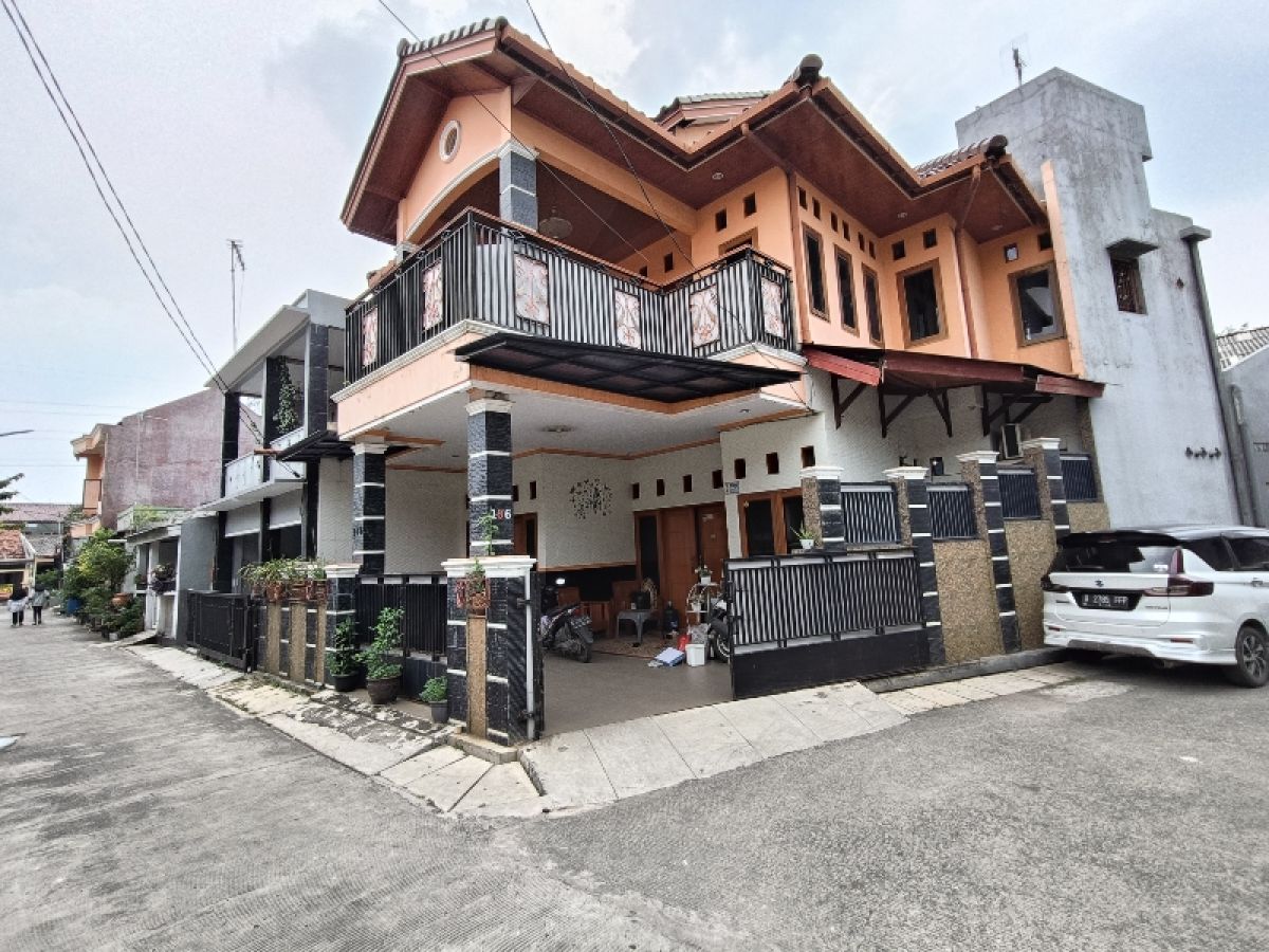 Rumah dijual di Siaga O Rawalumbu Bekasi Barat