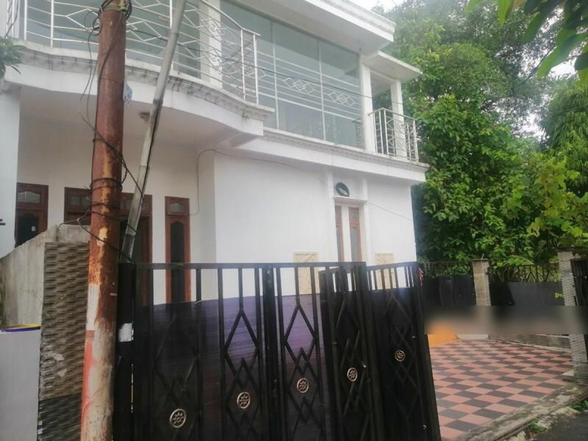 Rumah Tiga Lantai Di Wirobrajan Kota Yogyakarta