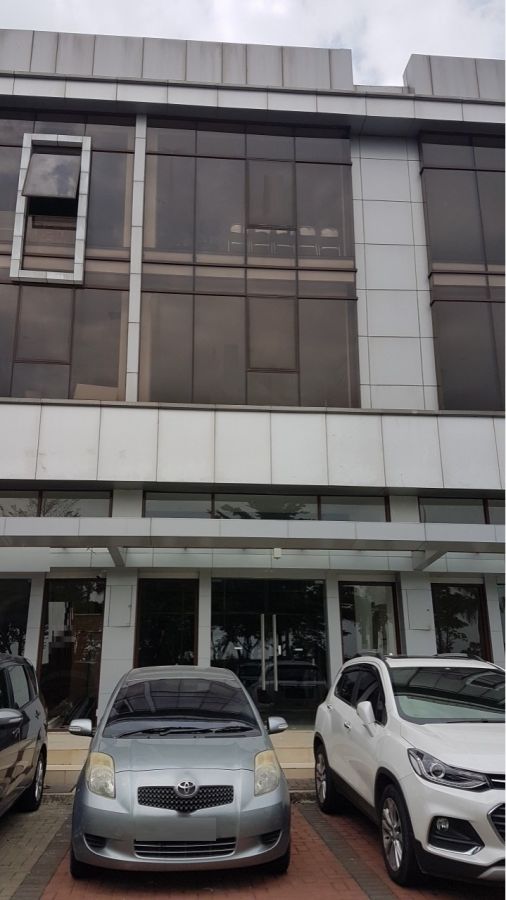 Ruko Avenue siap pakai 3 Lantai Luas 5x17 85m2 di Boulevard JGC Cakung