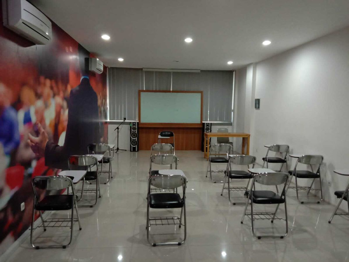 Disewakan Ruang Meeting/Meeting Room di Harmoni mulai dari 90 Ribuan