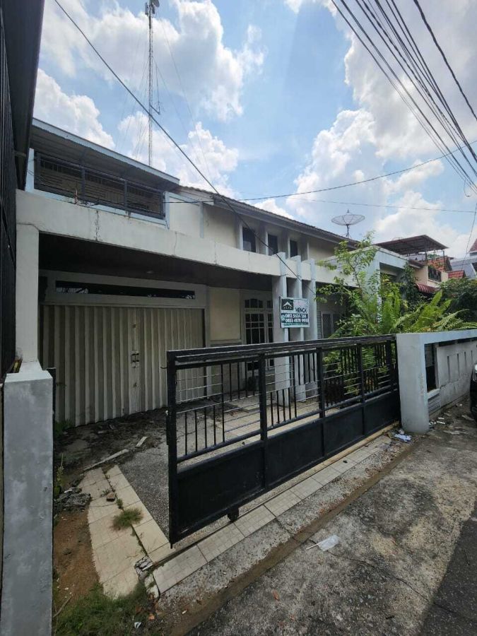 Dijual Rumah Siap Huni Bersih Terawat di Jl. Purnama Agung 2
