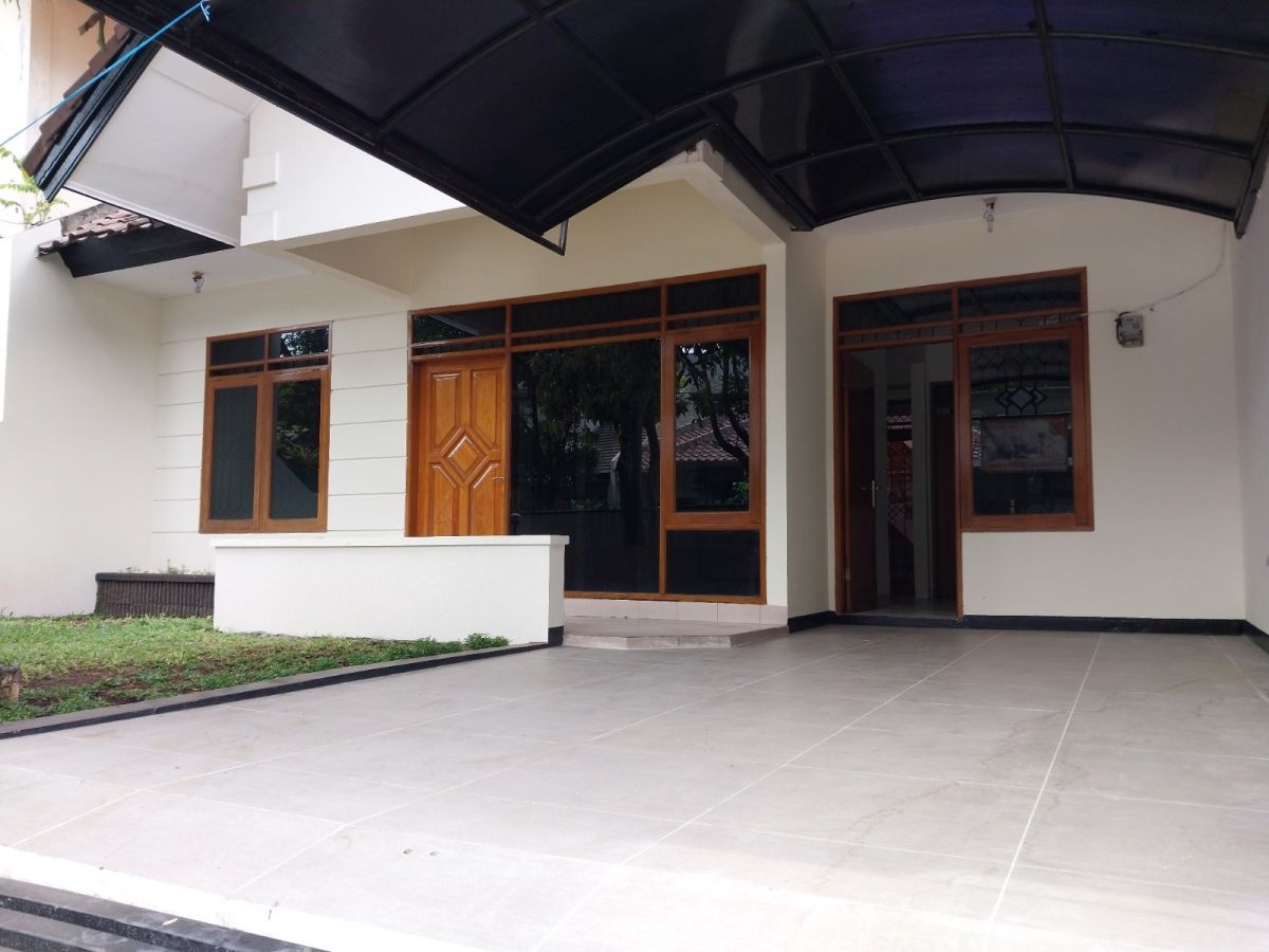 Disewa Rumah Siap Huni Terawat Nyaman dan Aman di Batununggal Bandung