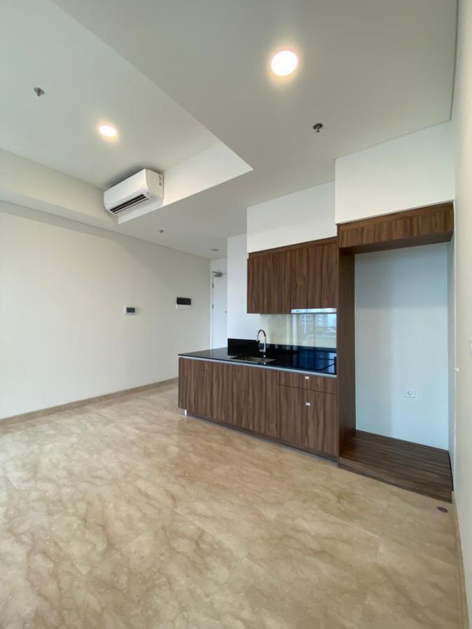 Apartment 57 Promenade, Thamrin Jakarta Pusat. 1 Bedroom Semi Furnish