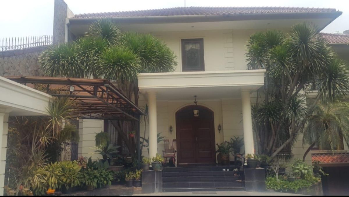 Dijual rumah di Kebayoran Baru Selong Jakarta Selatan