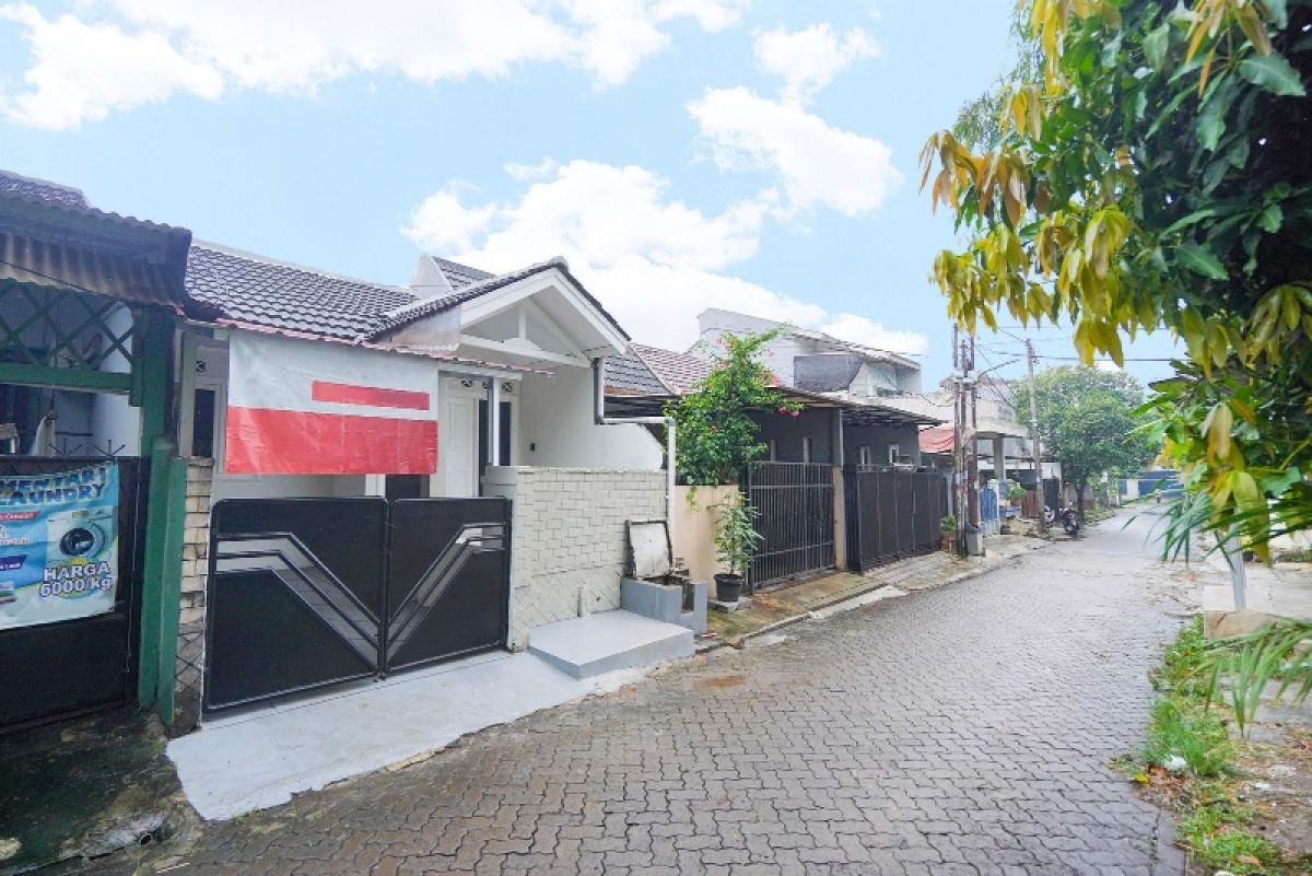 Rumah dijual siap huni di Bukit Nusa Indah Ciputat dekat stasiun