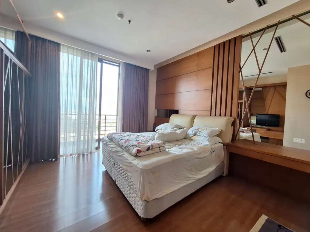 Apartemen Luxury Full Furnish di Dago Bandung View Pegunungan