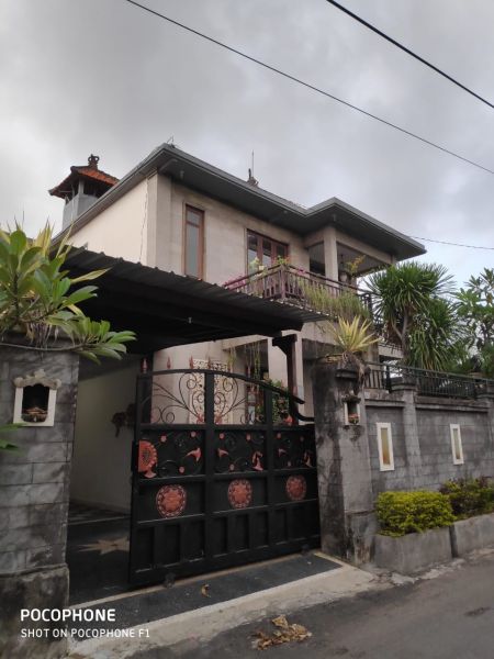 Rumah fullfurnish di kerta dalem sidakarya dkt renon  