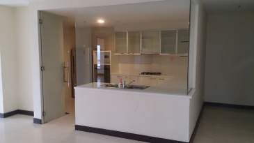 Sewa Apartemen Somerset 3 Br Luas 188 M2 Permata Hijau Jakarta Selatan