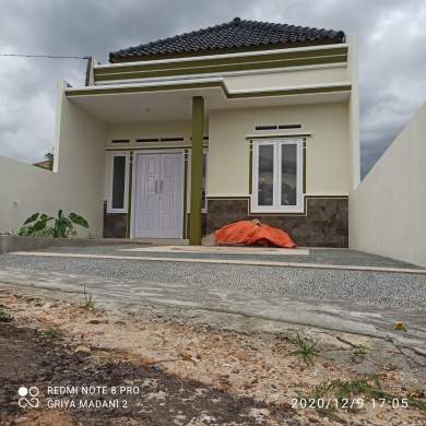 Rumah Minimalis Modern Murah Di Rajabasa Bandar Lampung<script async src=